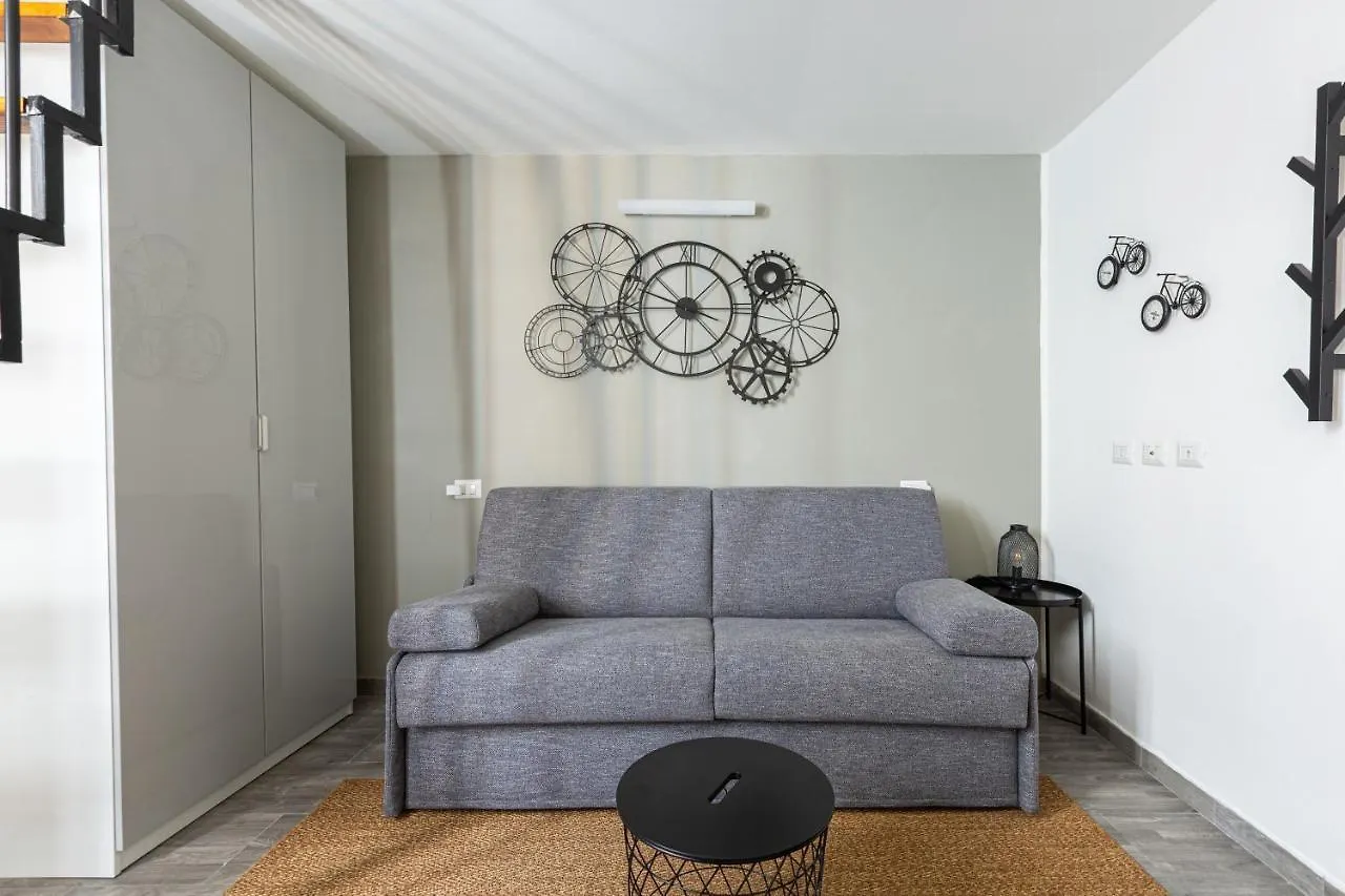 Mysa Properties - Monolocale In Zona Navigli ميلان شقة
